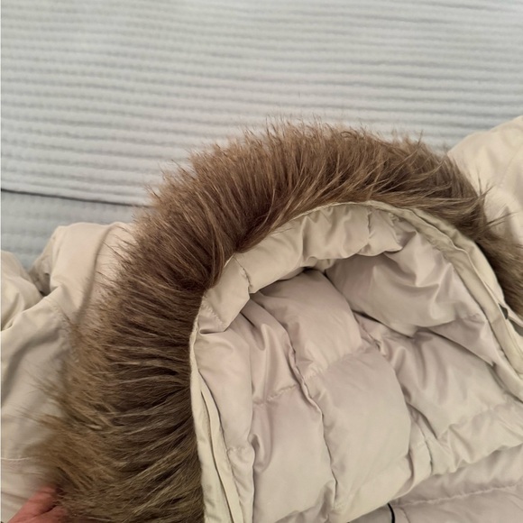 NORTH FACE long down filled parka - Picture 10 of 17
